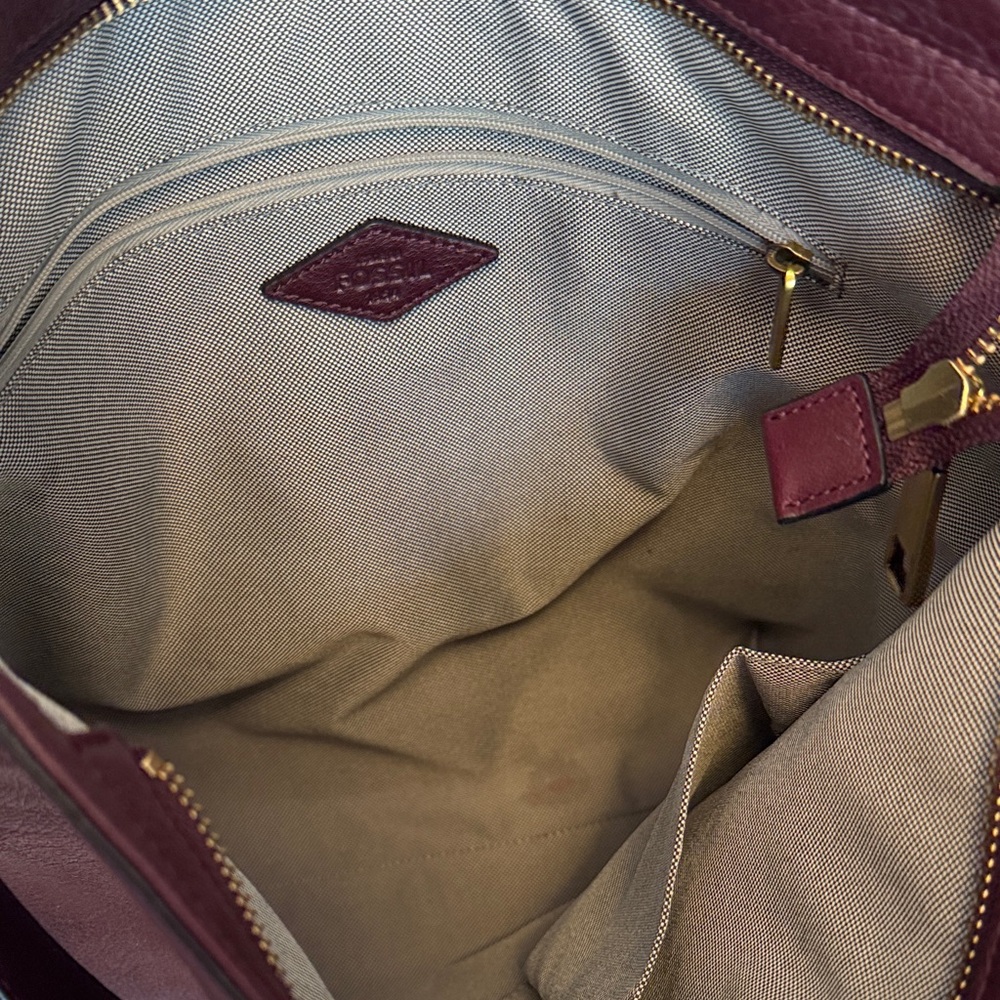 Fossil Deep Wine Leather Shoulder Bag - Picture 2 of 5